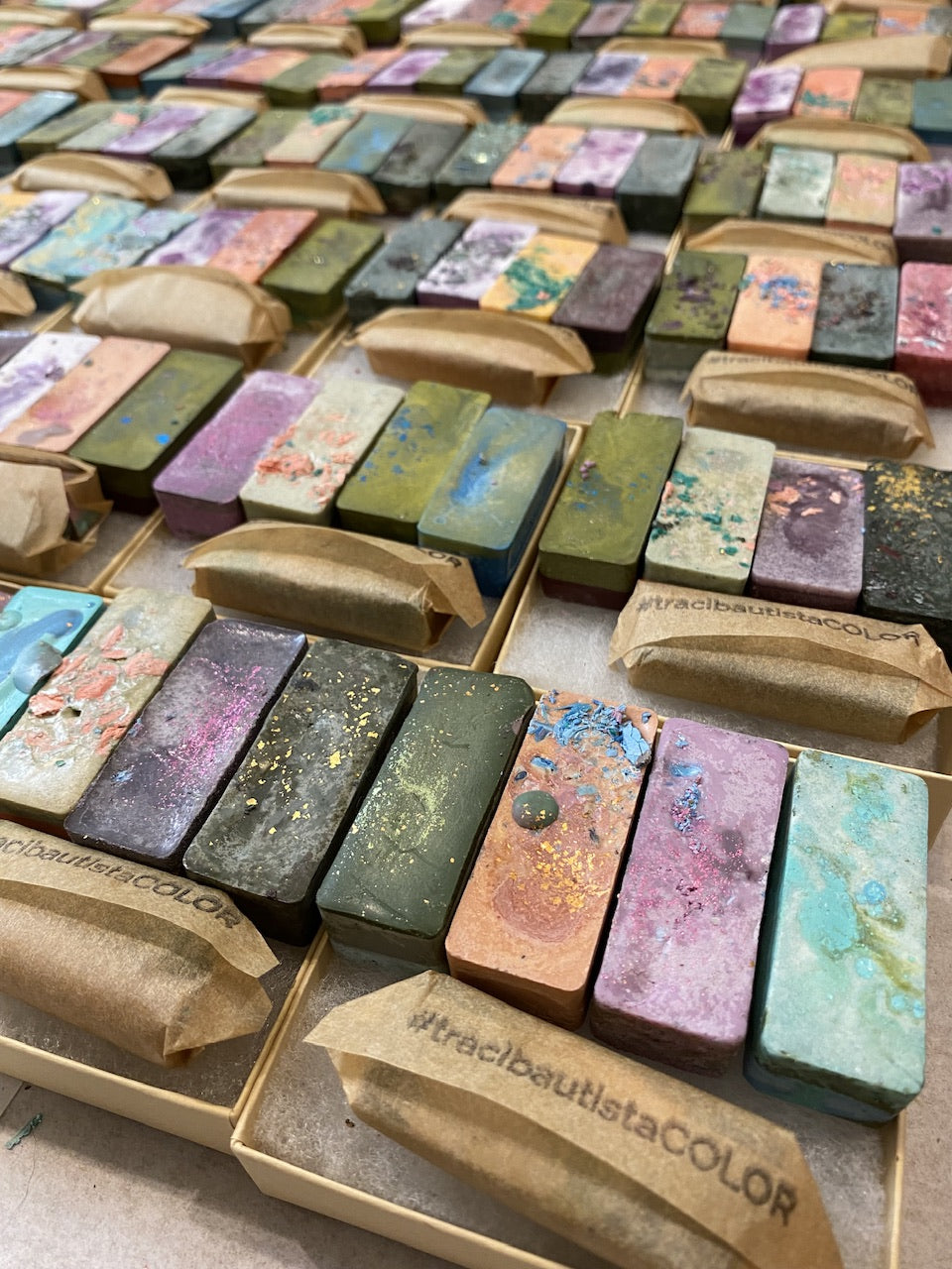 #tracibautistaCOLOR PIGMENT BARS mystery box {BFCM 2025}